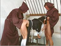 Geile Nonne im Kloster gefickt